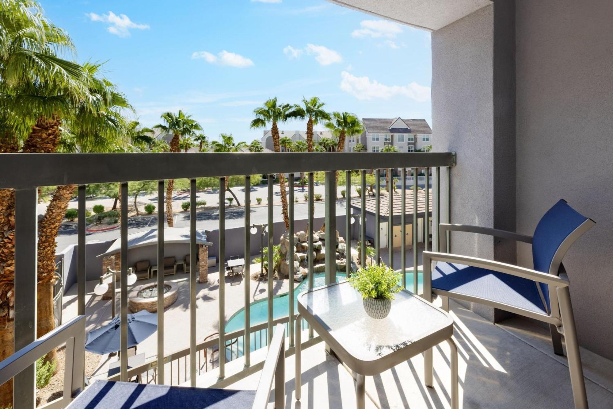Courtyard By Marriott Las Vegas Stadium Area 외부 사진