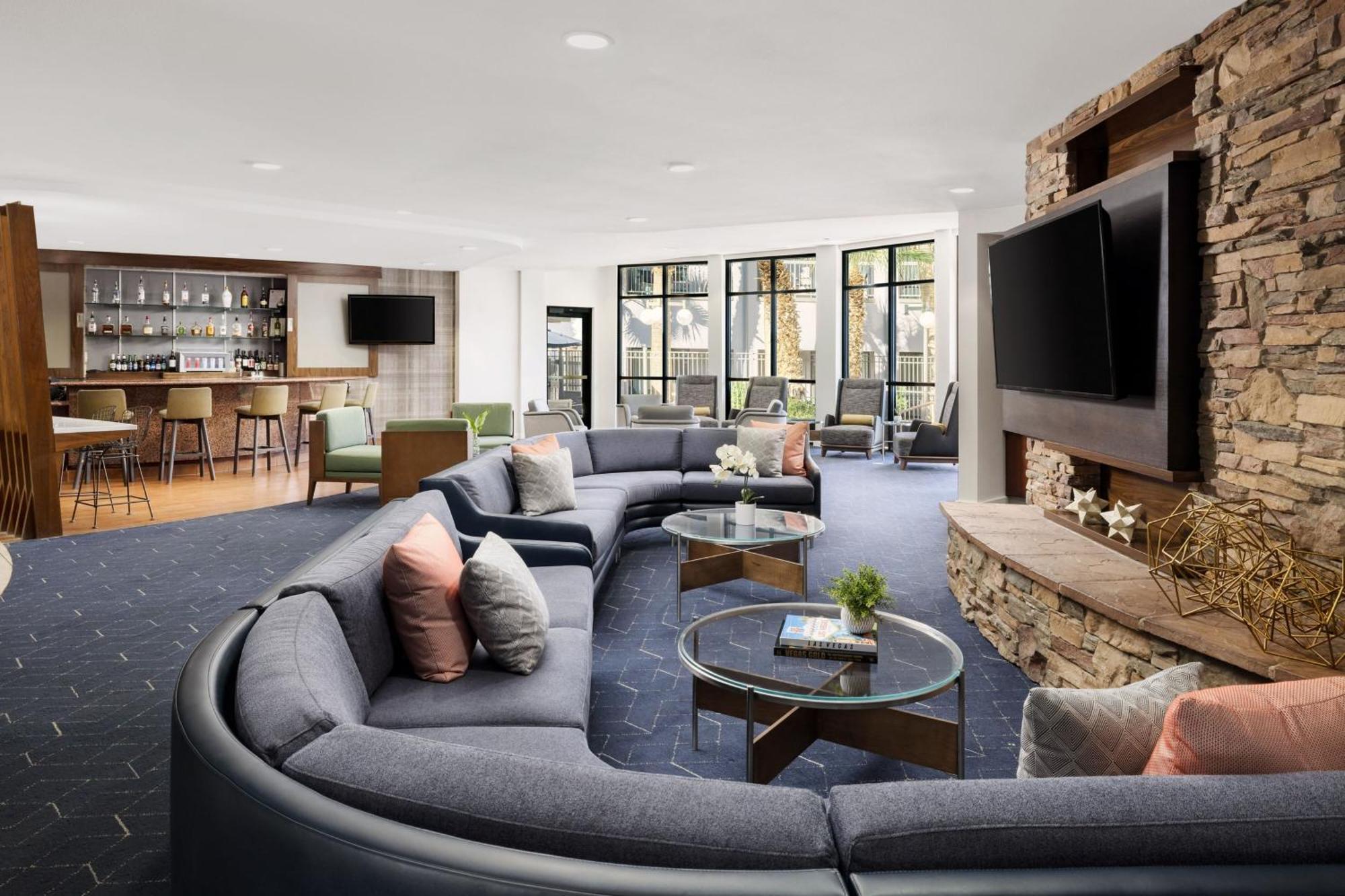 Courtyard By Marriott Las Vegas Stadium Area 외부 사진