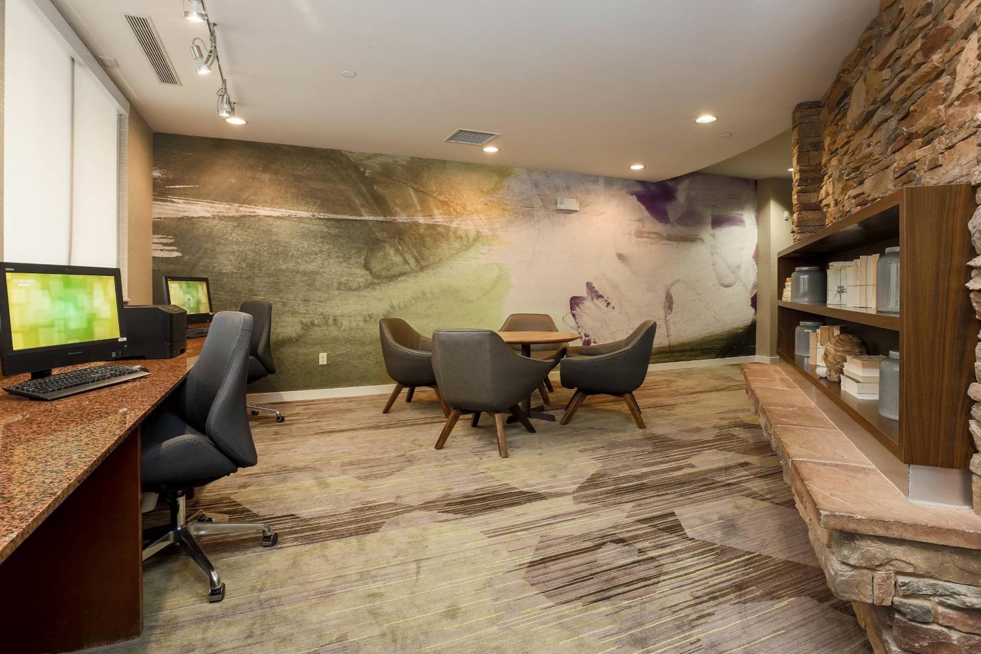 Courtyard By Marriott Las Vegas Stadium Area 외부 사진