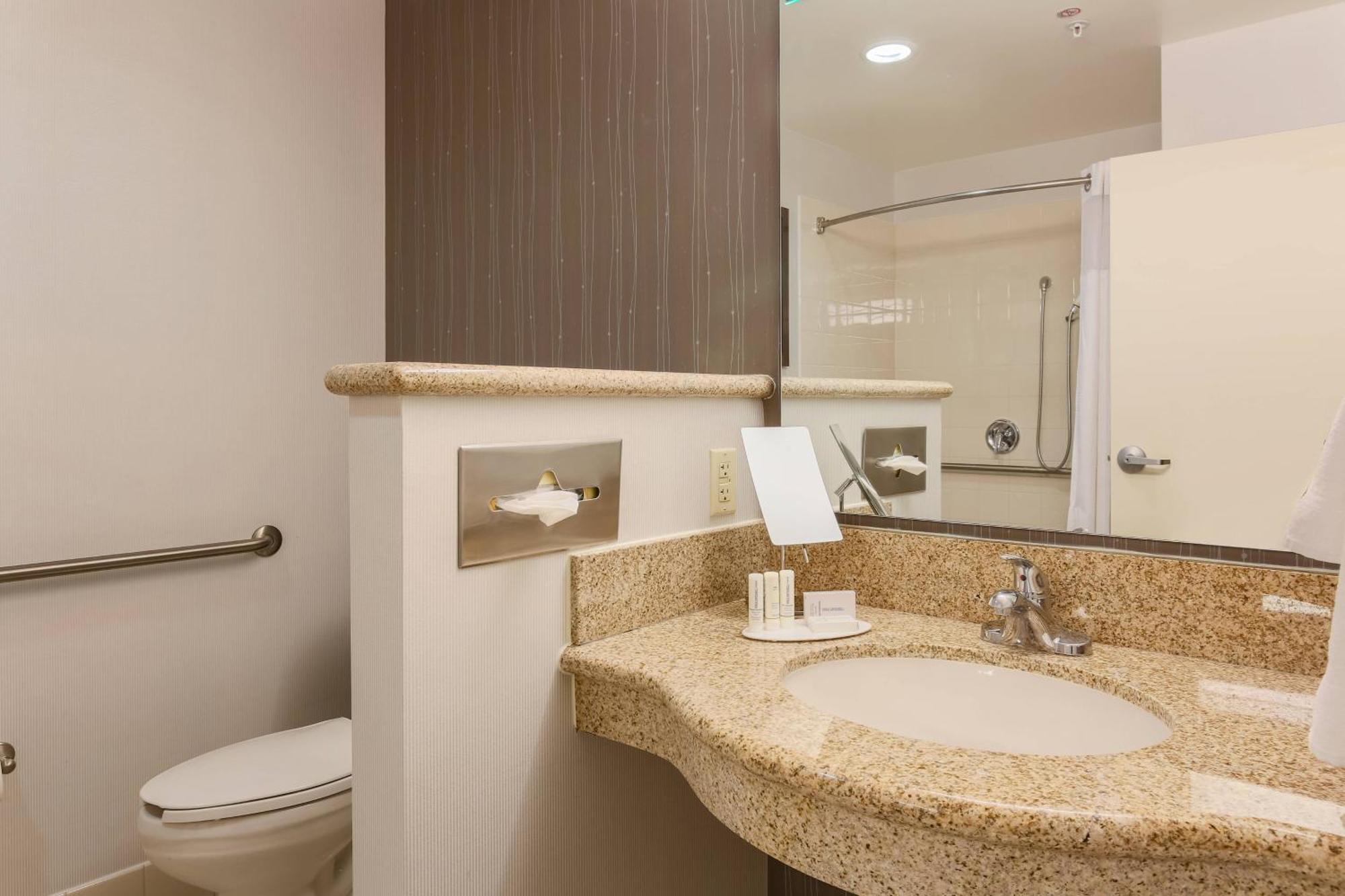 Courtyard By Marriott Las Vegas Stadium Area 외부 사진