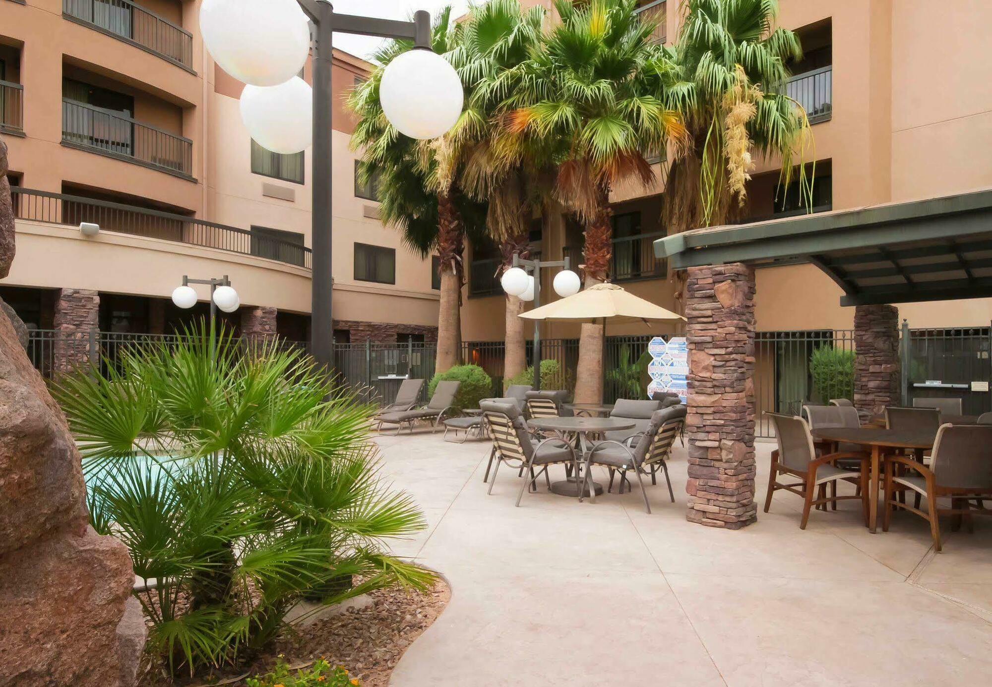 Courtyard By Marriott Las Vegas Stadium Area 외부 사진